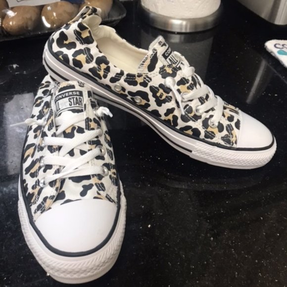 converse women's leopard sneakers